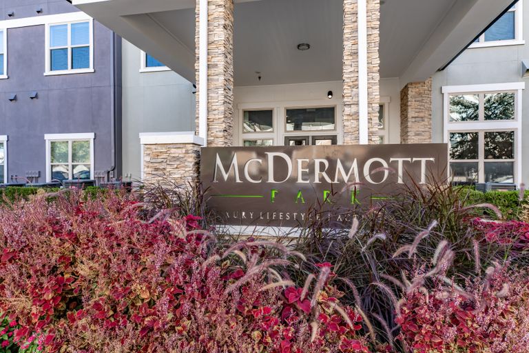 McDermott Crossing, Plano, TX 2