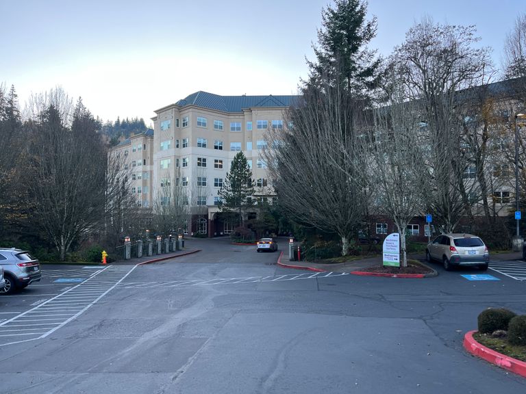 Miramont Pointe Senior Living, Clackamas, OR 2