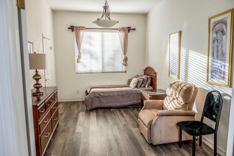 Sunny Villa, Fullerton, CA 2