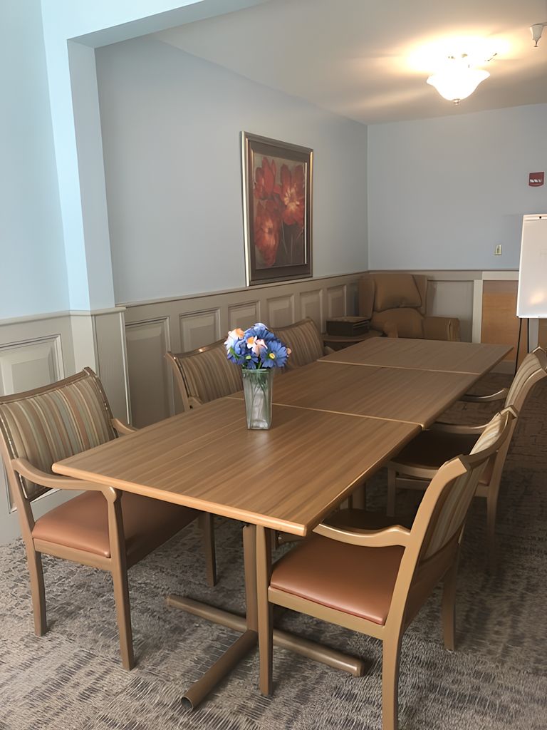 Hall Dale Manor, Farmingdale, ME 3