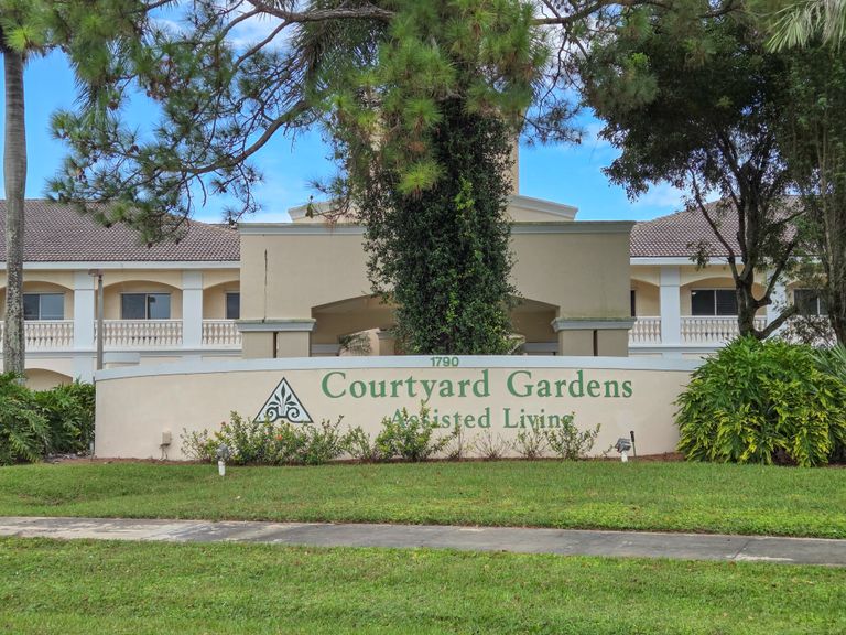Courtyard Gardens Of Jupiter, Jupiter, FL 2