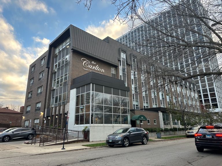 Carlton At the Lake, Chicago, IL 3
