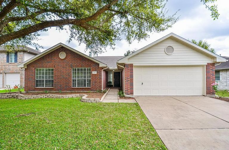 Continued Stay at Town Center Village, Rosenberg, TX 1