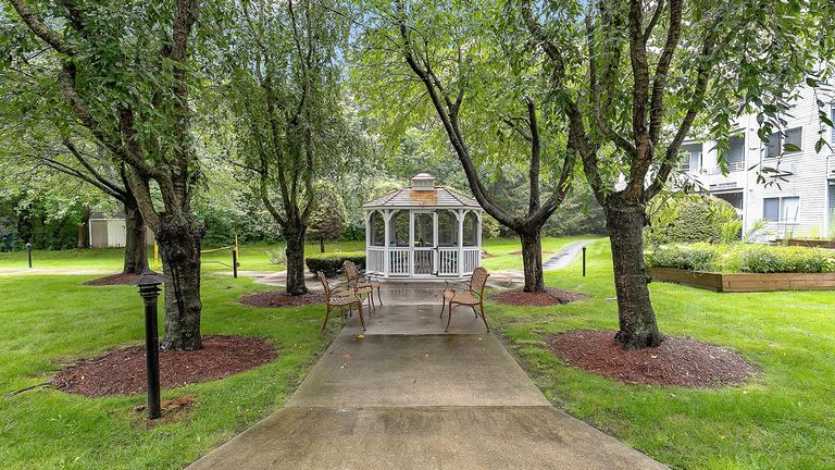 Summer Place, Chelmsford, MA 2