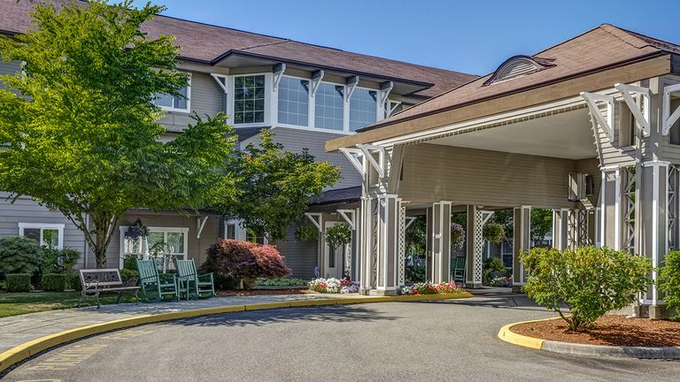 Holiday Willow Gardens, Puyallup, WA 1