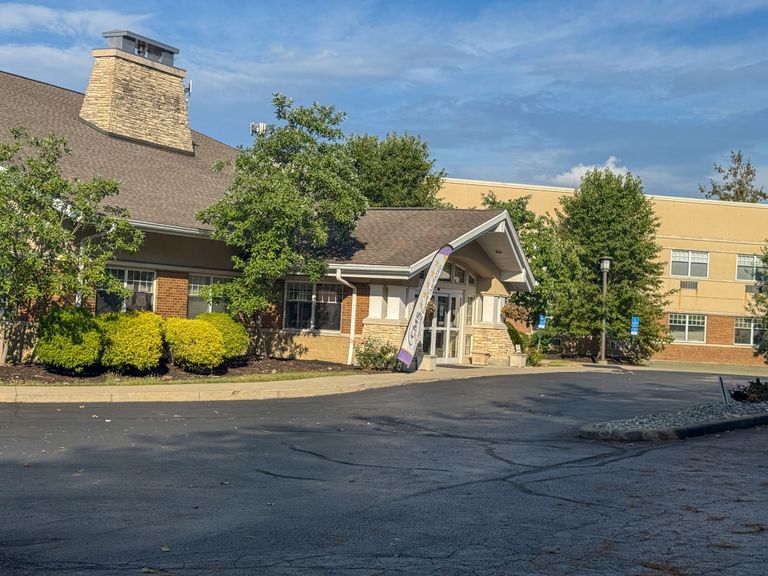 Home At Hearthstone, Cincinnati, OH 3