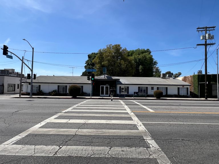 Paradise in the Valley, Van Nuys, CA 3