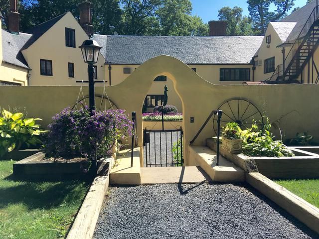 Christian Fellowship House, Syosset, NY 2