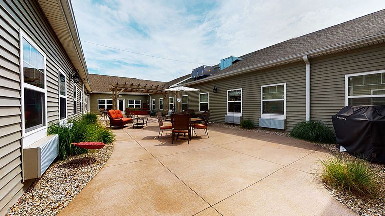 Vicinia Gardens Transition, Fenton, MI 2