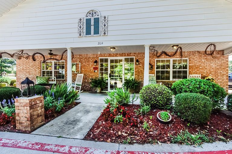 Alpine House, Longview, TX 3