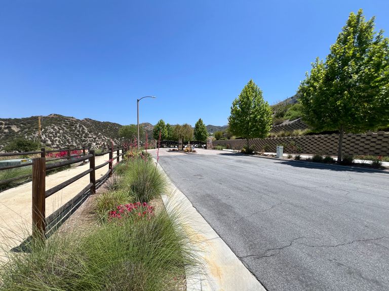 Verano, Santa Clarita, CA 2