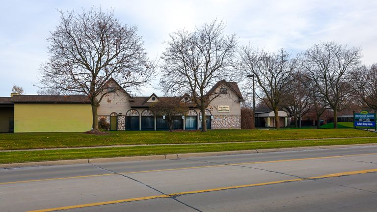 Beechwood Manor, Saint Clair Shores, MI 3