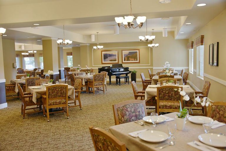 Fox Hollow Independent and Assisted Living, Bend, OR 2