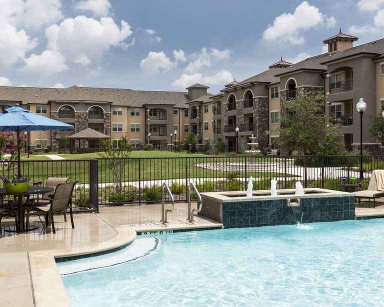 Trinity Courtyard, Fort Worth, TX 2