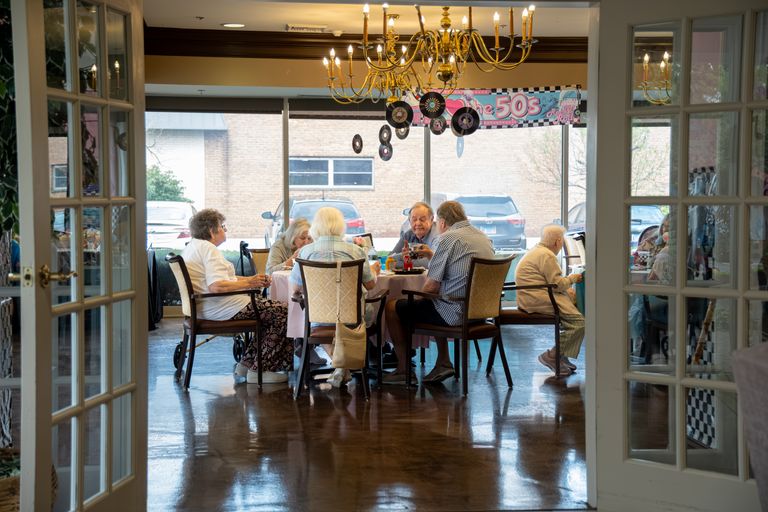 Plum Creek Supportive Living, Rolling Meadows, IL 3