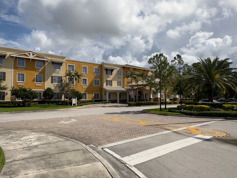 Oakmonte Village of Davie, Davie, FL 1