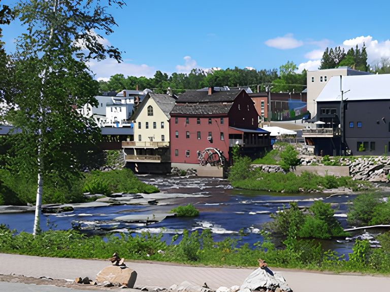 Riverglen House Of Littleton, Littleton, NH 3