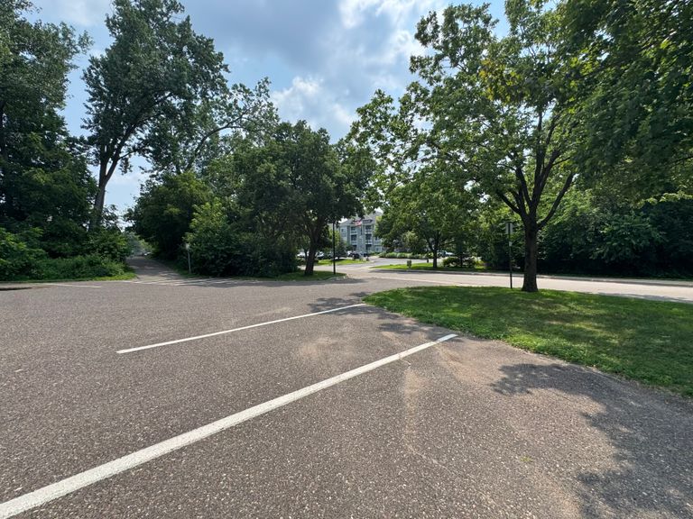 The Waters Of Edina, Edina, MN 3