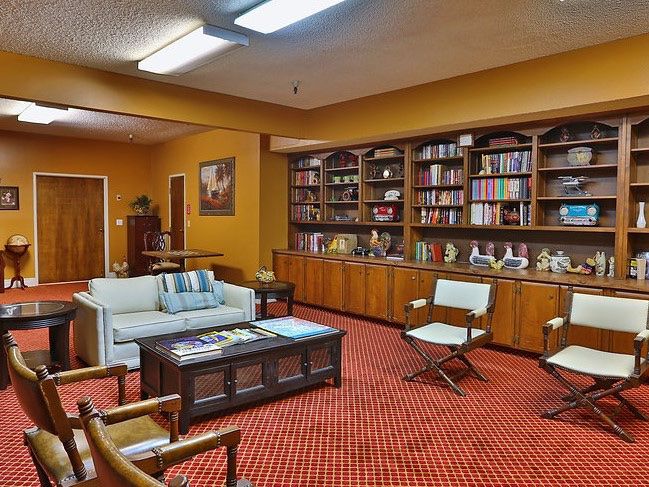 Villa Redondo Care Home, Long Beach, CA 2