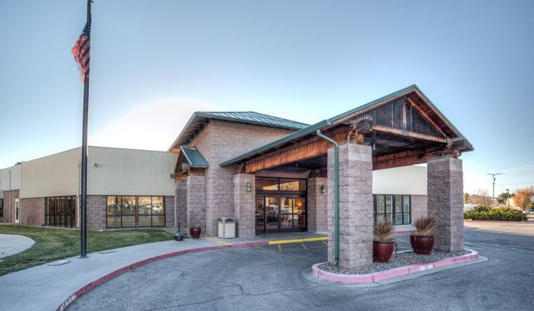 Uptown Rehabilitation Center, Albuquerque, NM 1