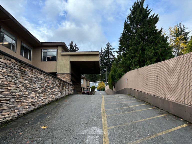 Shoreline Health And Rehabilitation, Seattle, WA 3