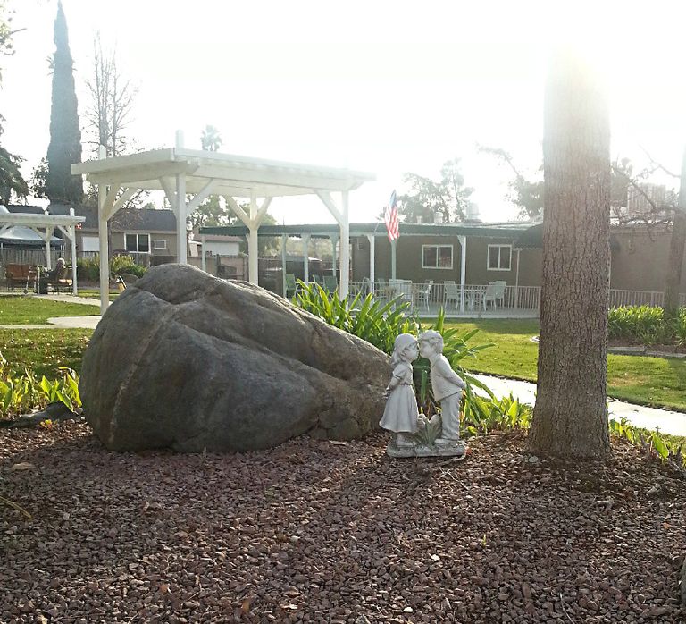 Rose Garden Residential Care, Mentone, CA 3