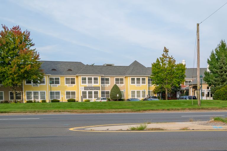 Brandywine Huntington Terrace by Monarch, Melville, NY 1