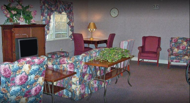 Cambridge House, Hildebran, NC 3