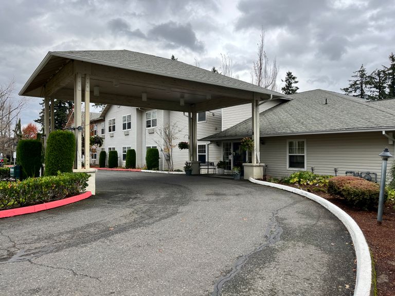 Tanner Spring Assisted Living, West Linn, OR 1
