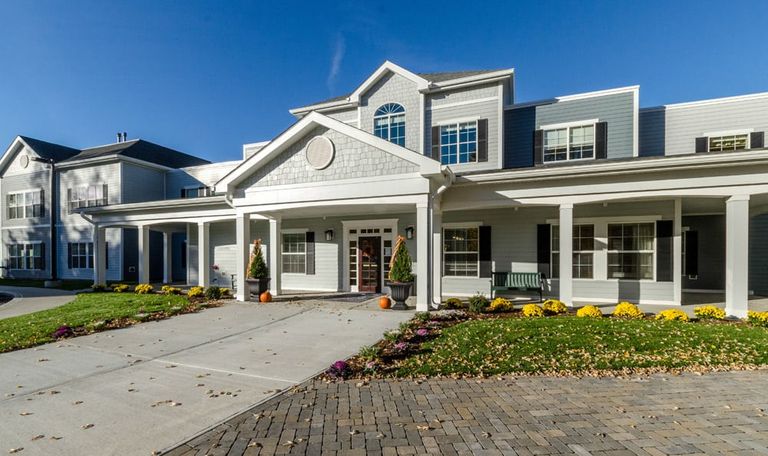 Artis Senior Living of Reading, Reading, MA 3