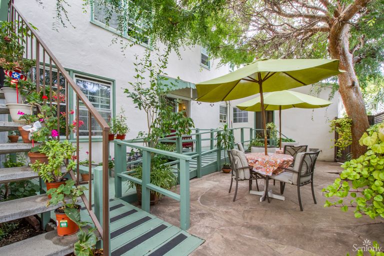 Chestnut House, San Carlos, CA 1