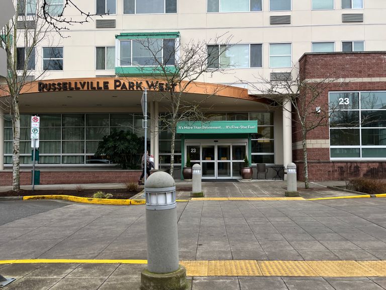 Russellville Park West Memory Care, Portland, OR 3