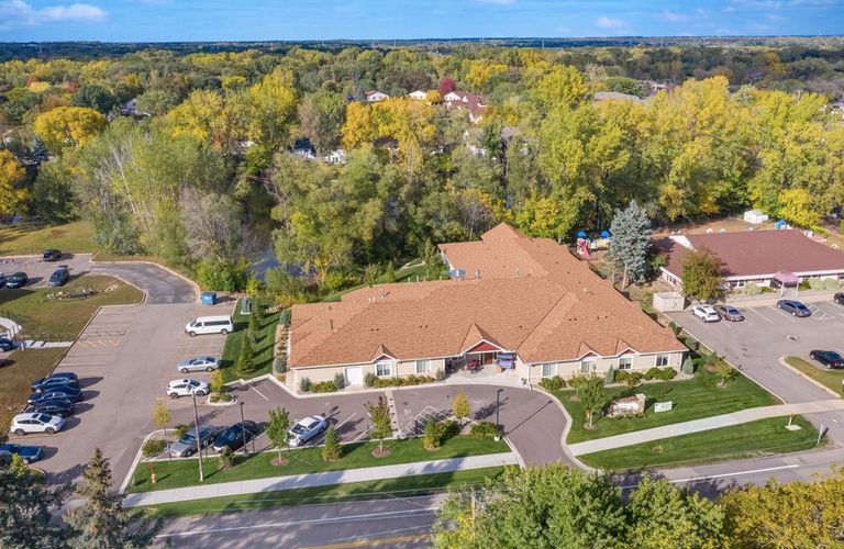 Suite Living Senior Care - Roseville, Roseville, MN 1