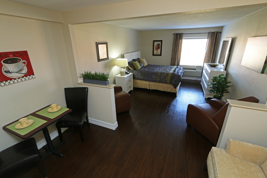 REGENCY PARK photo 3