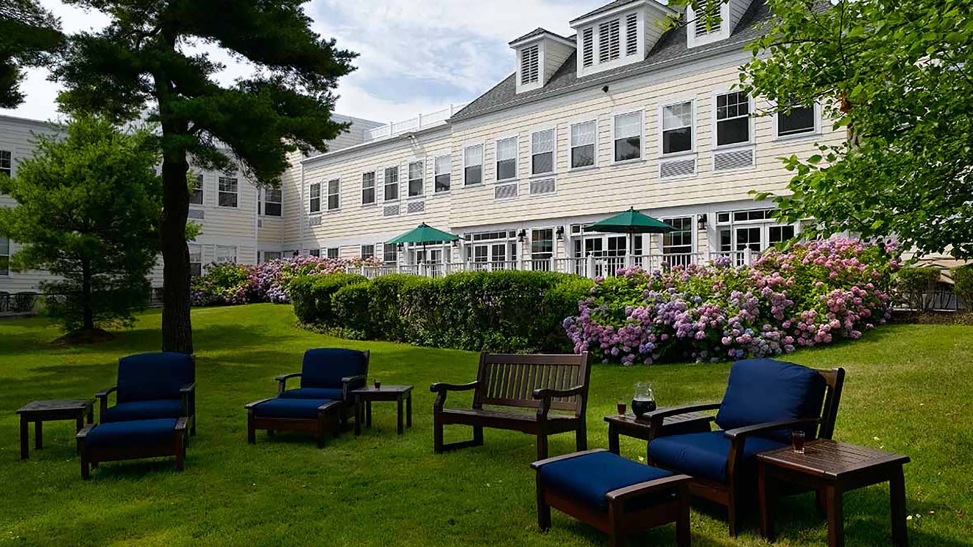 Atria Bay Shore photo 8