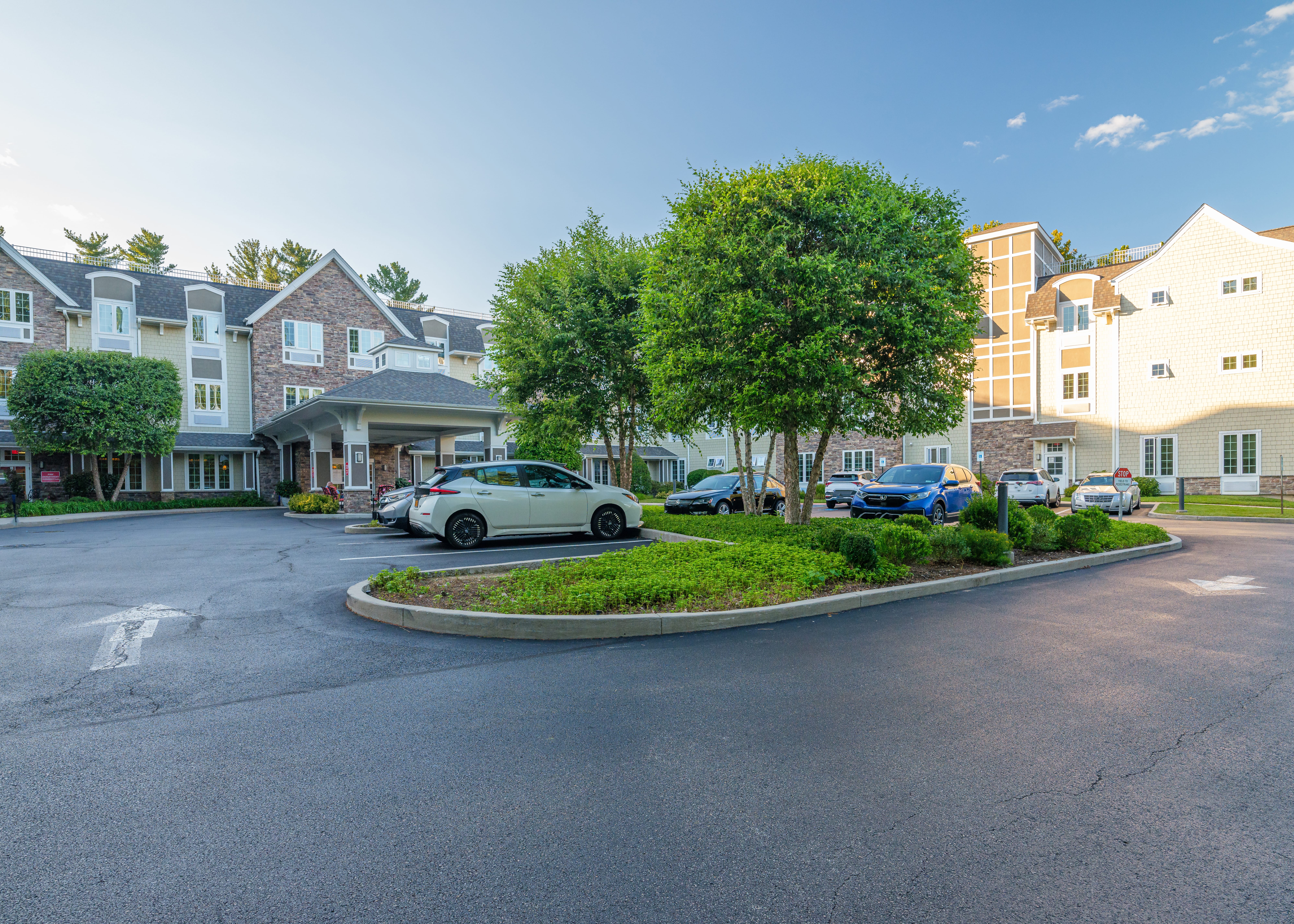 The Ambassador at Scarsdale photo 3