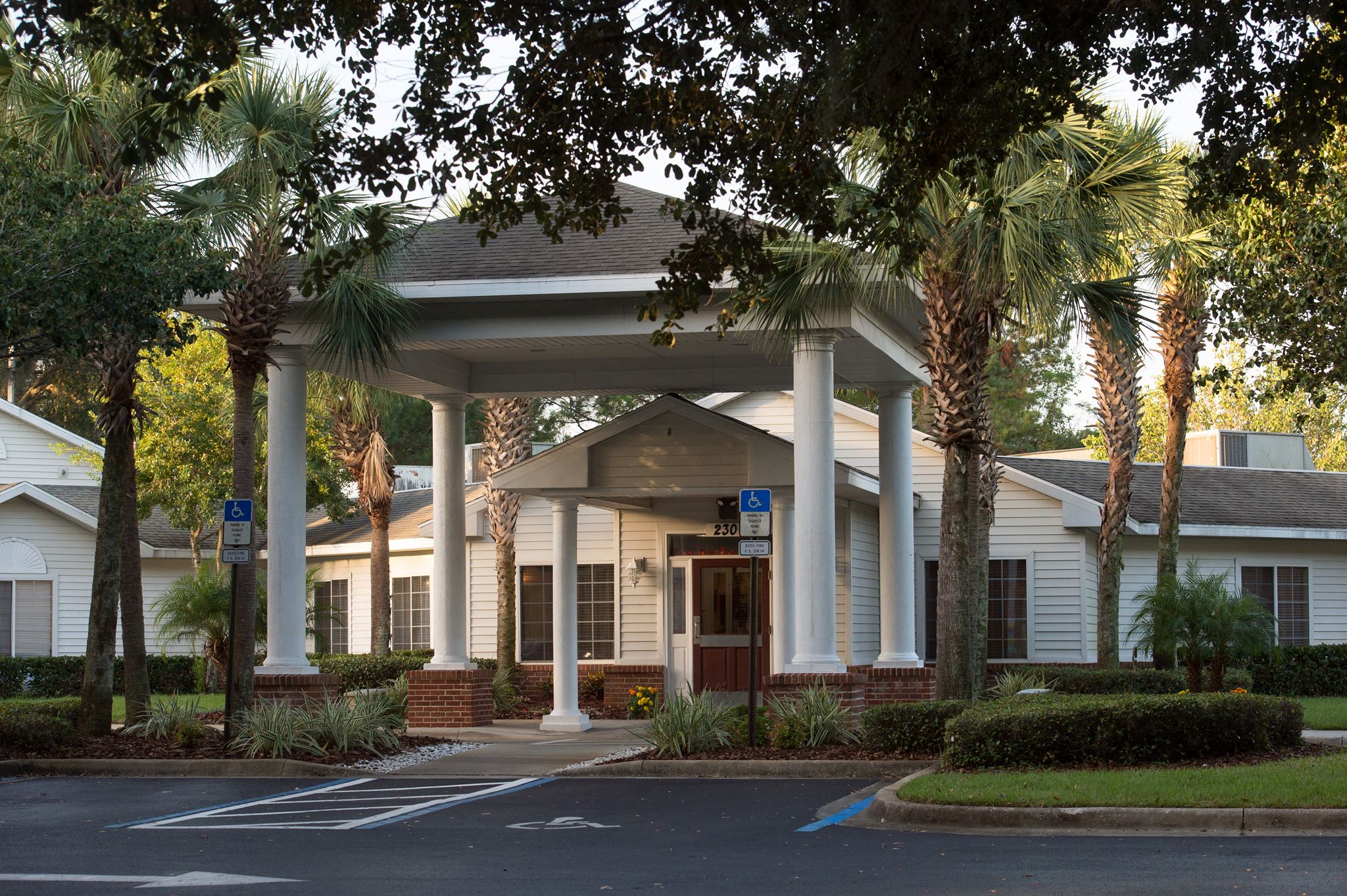 OCALA SENIOR LIVING photo 3