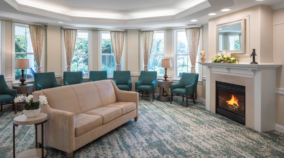 Atria Plainview photo 9