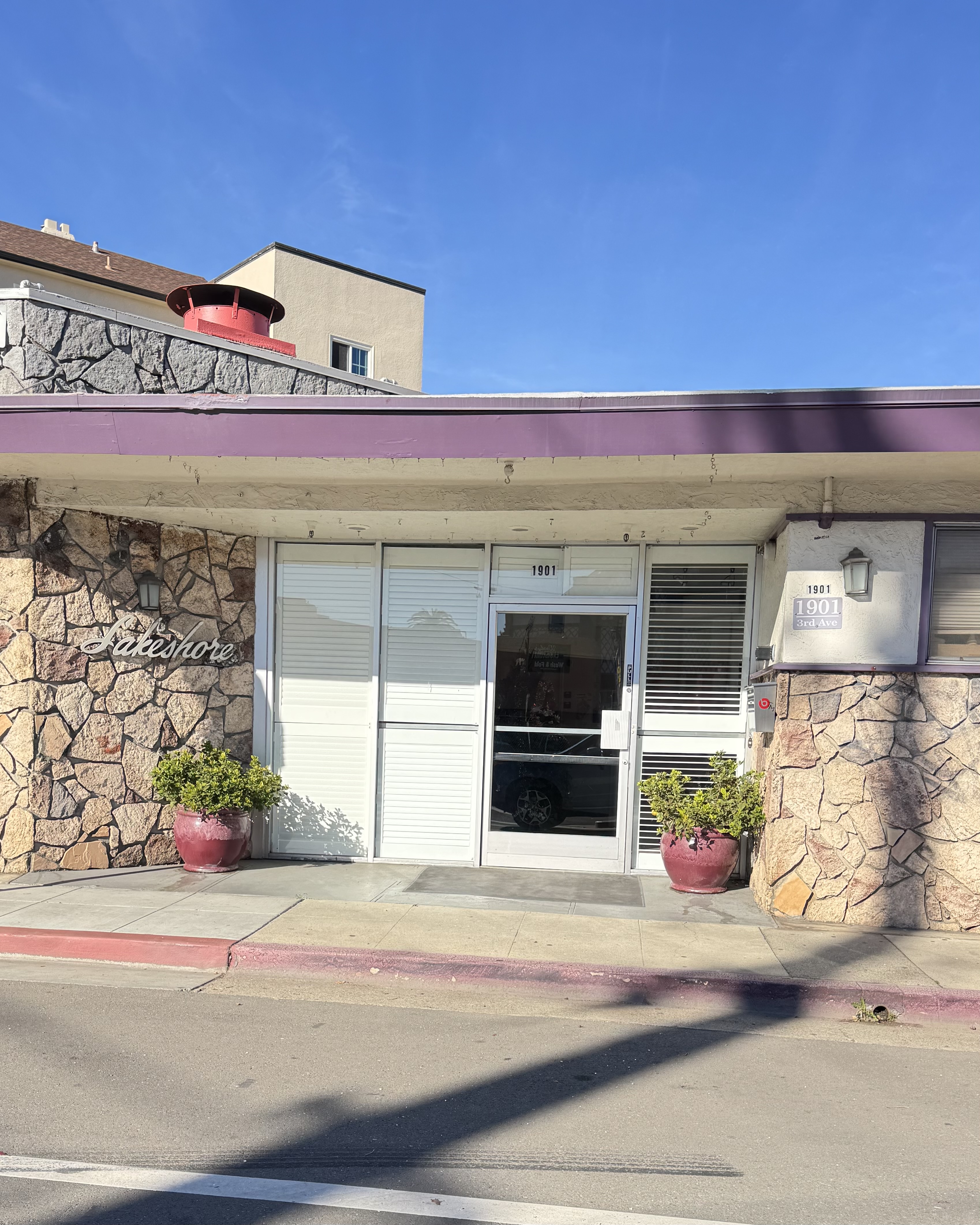 LAKESHORE RESIDENTIAL CARE