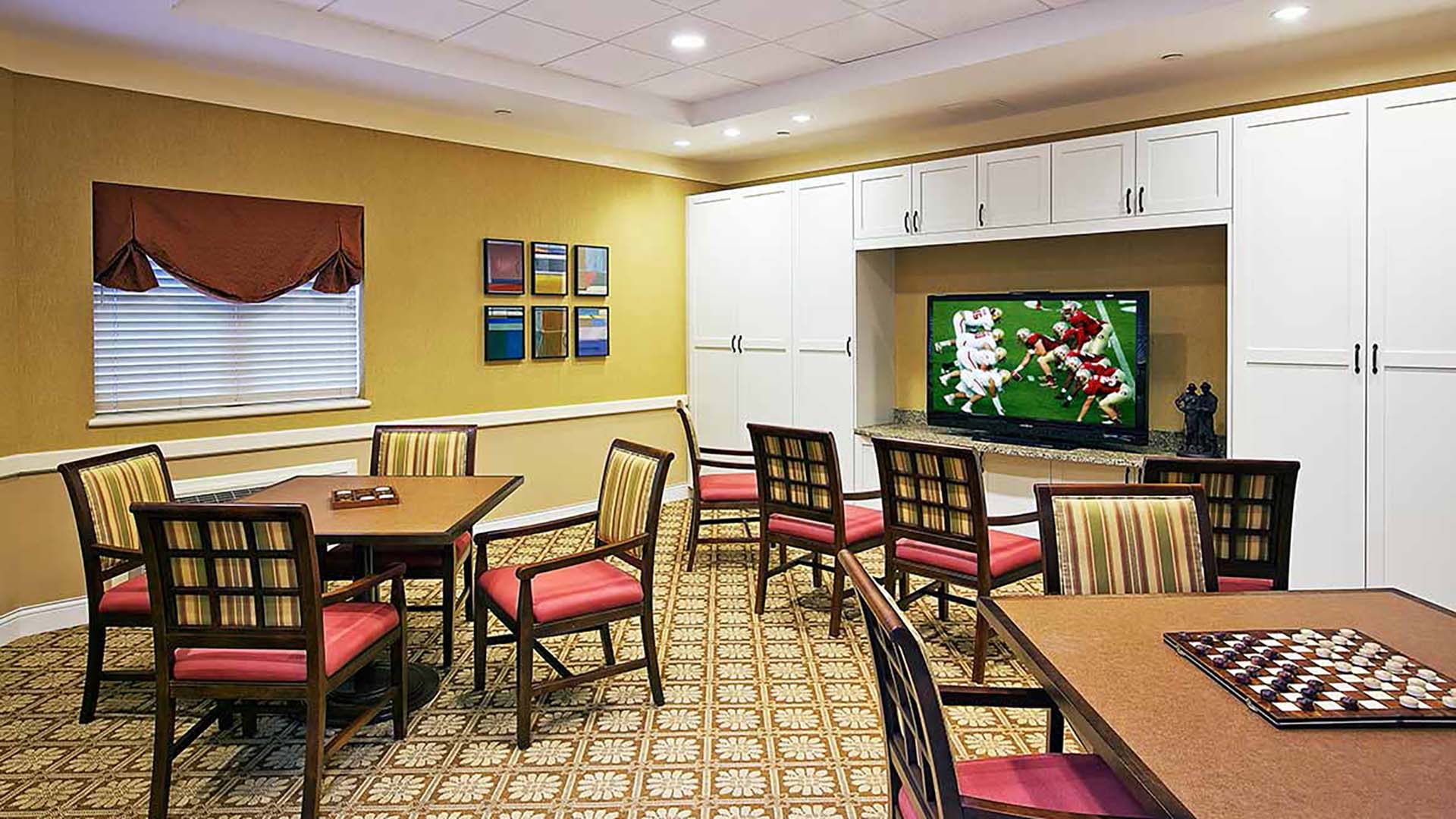Atria Glen Cove photo 7